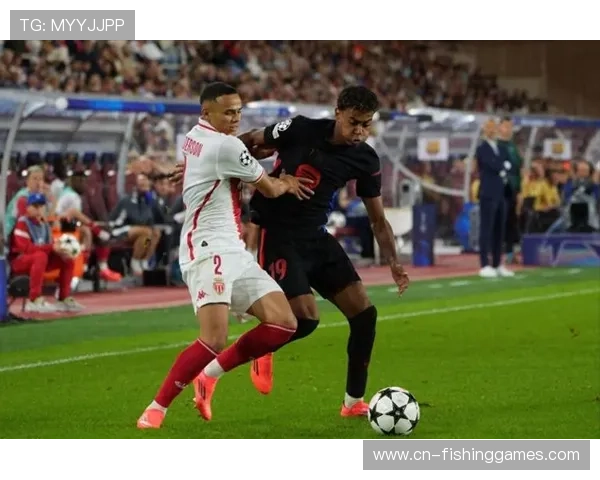 摩纳哥1-3里昂，库利巴利飞踹染红成比赛转折点